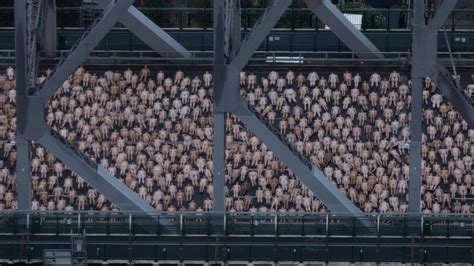 naked gitl|The Naked World of Spencer Tunick